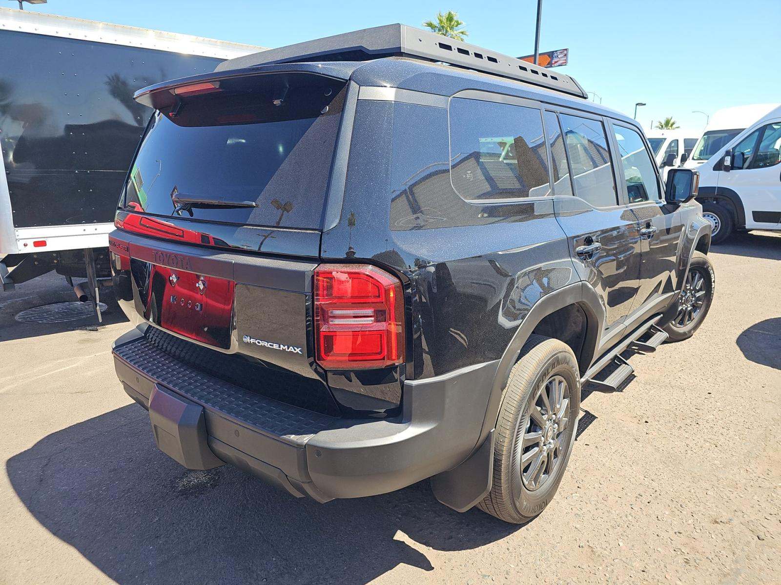 TOYOTA LAND CRUISER - 3