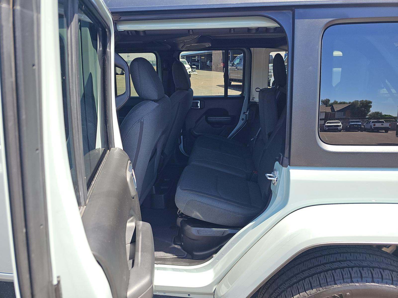 JEEP GRAND CHEROKEE - 9