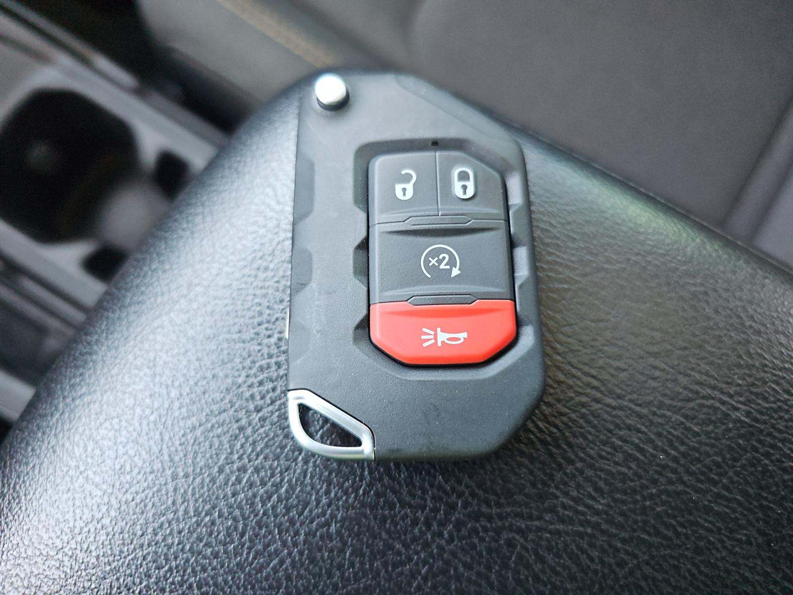 JEEP GRAND CHEROKEE - 4