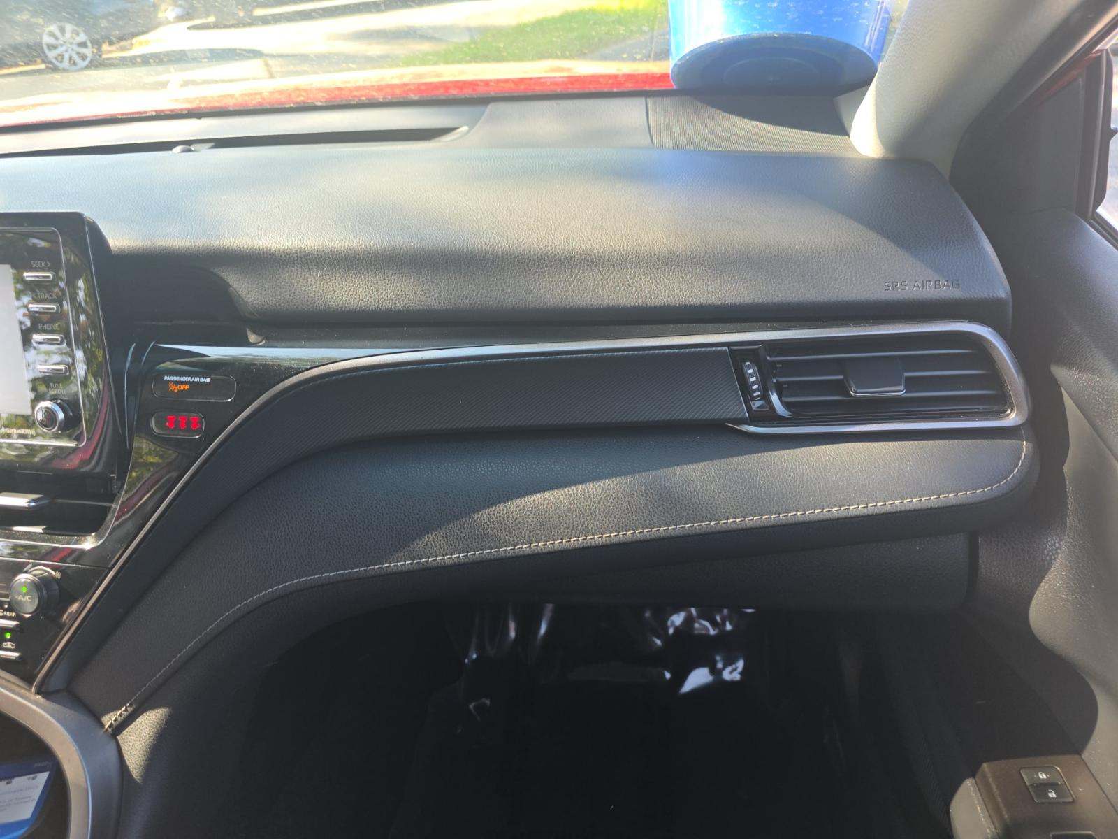 2021 Toyota Camry SE FWD