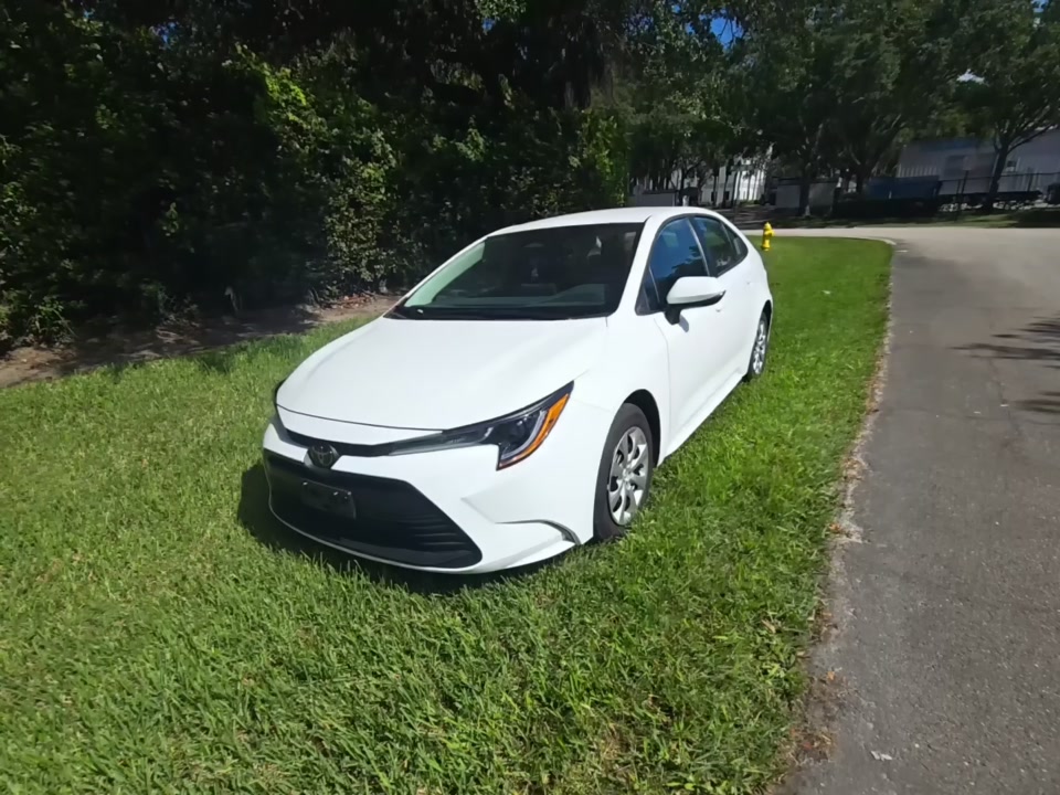 2026 Toyota Corolla LE FWD