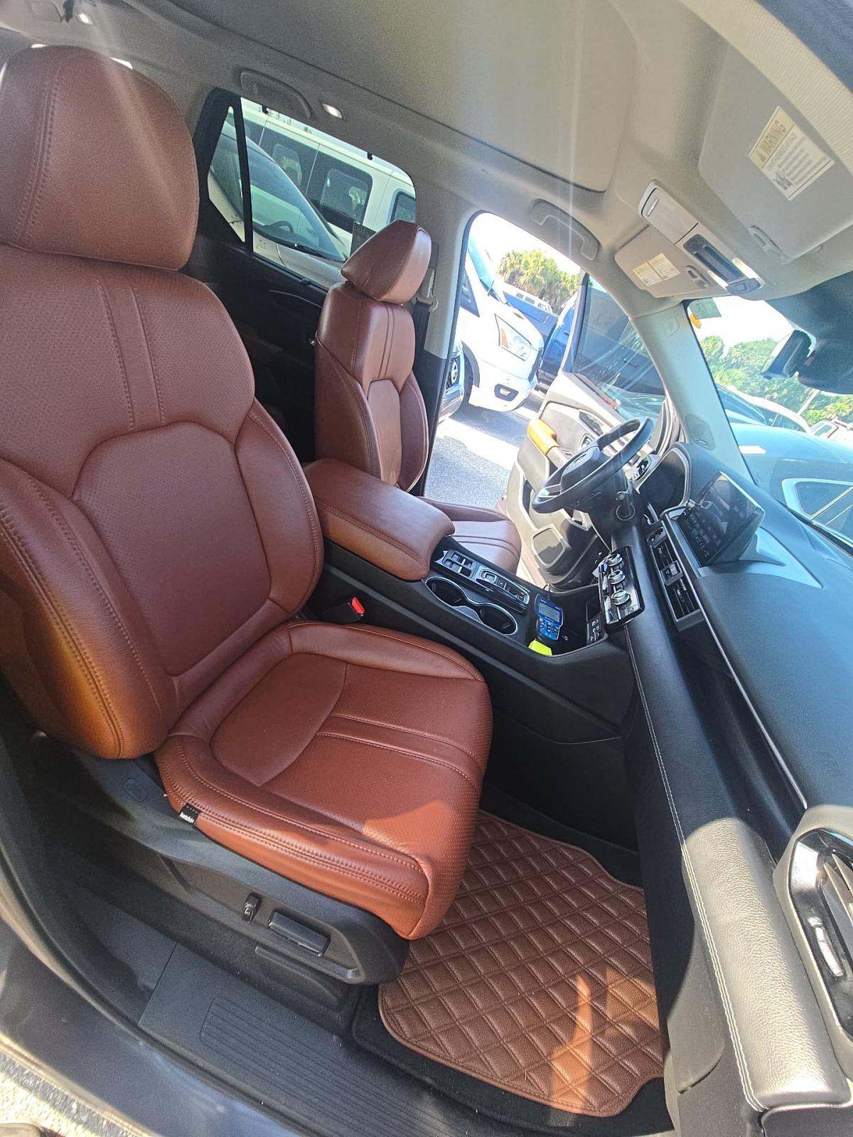 2025 Honda Pilot Touring AWD