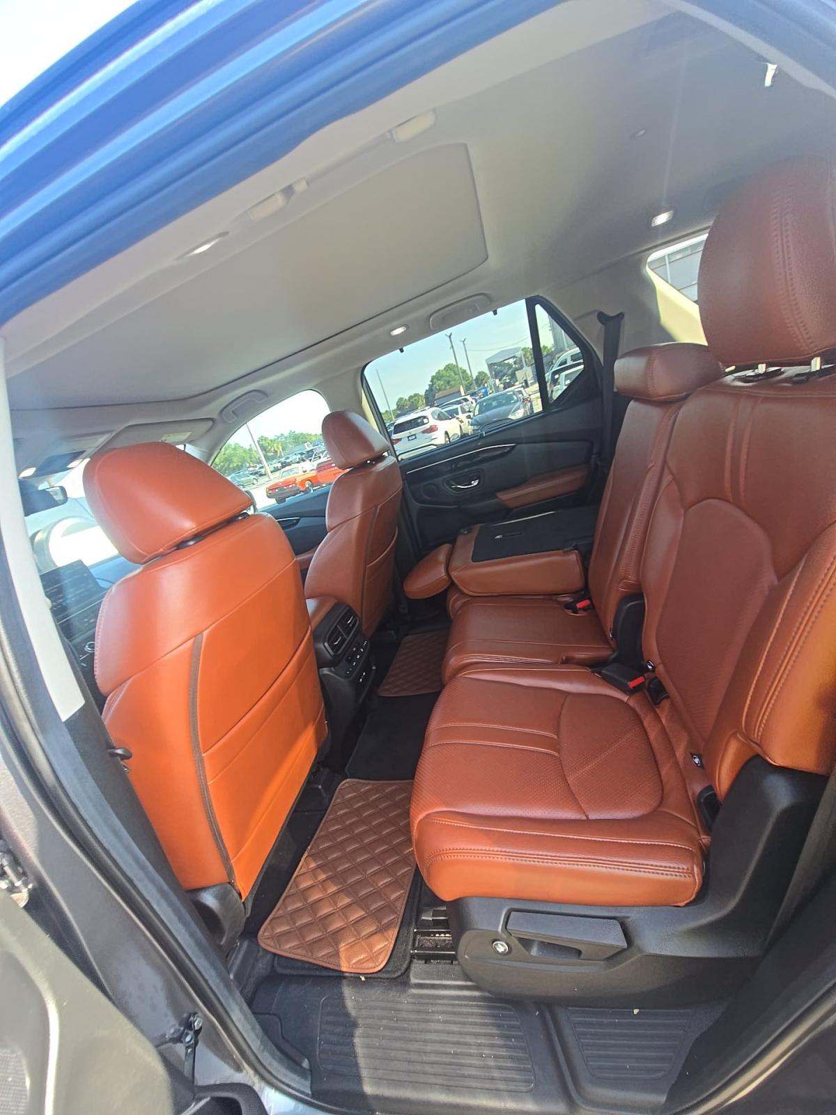 2025 Honda Pilot Touring AWD