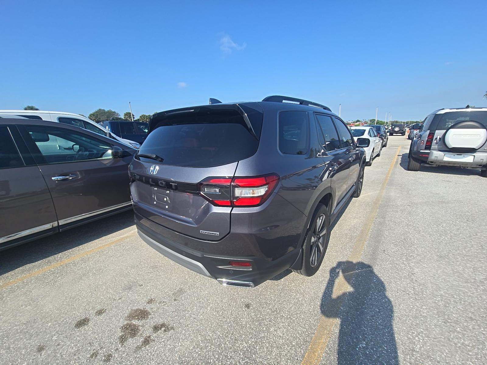 2025 Honda Pilot Touring AWD