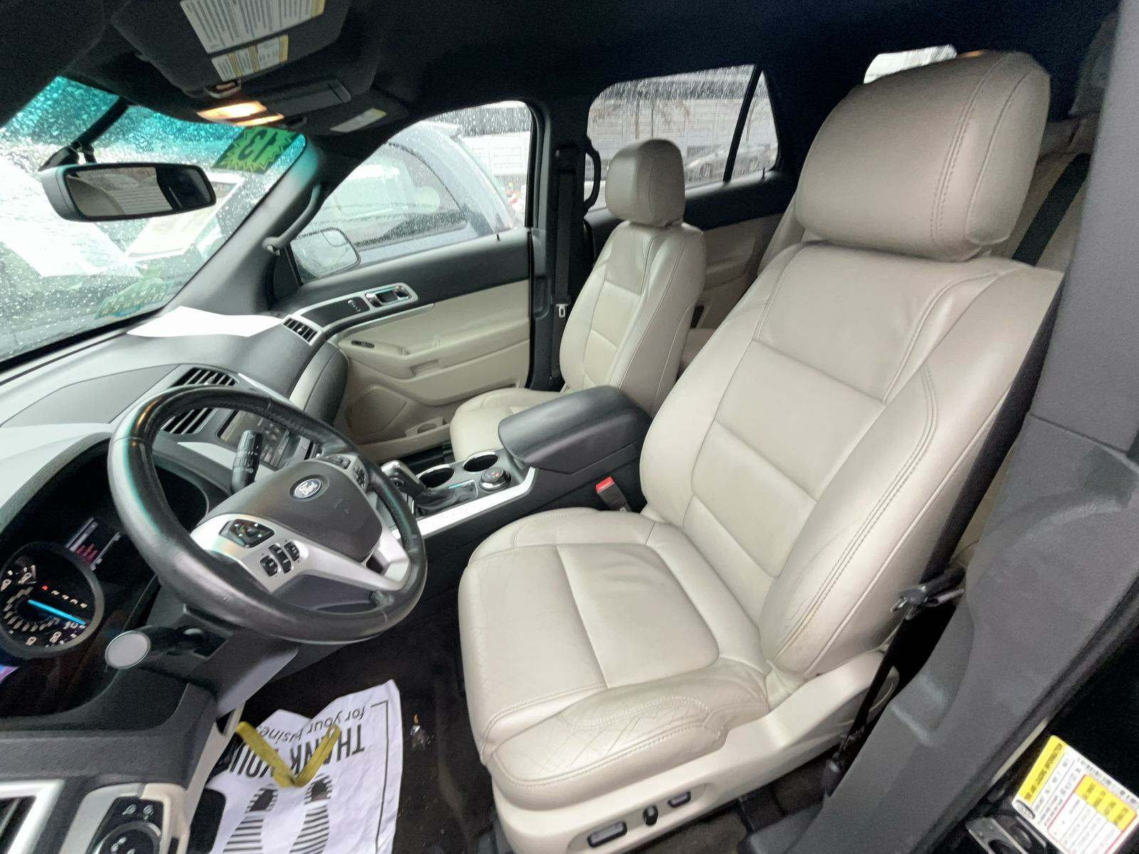 2013 Ford Explorer XLT AWD