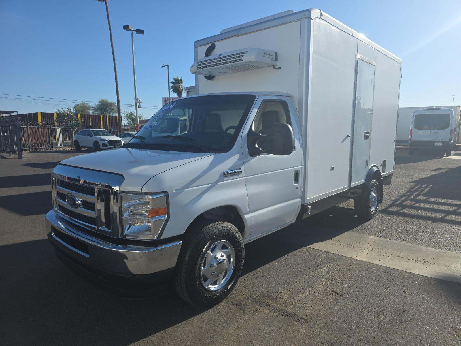 FORD E-350 - 1