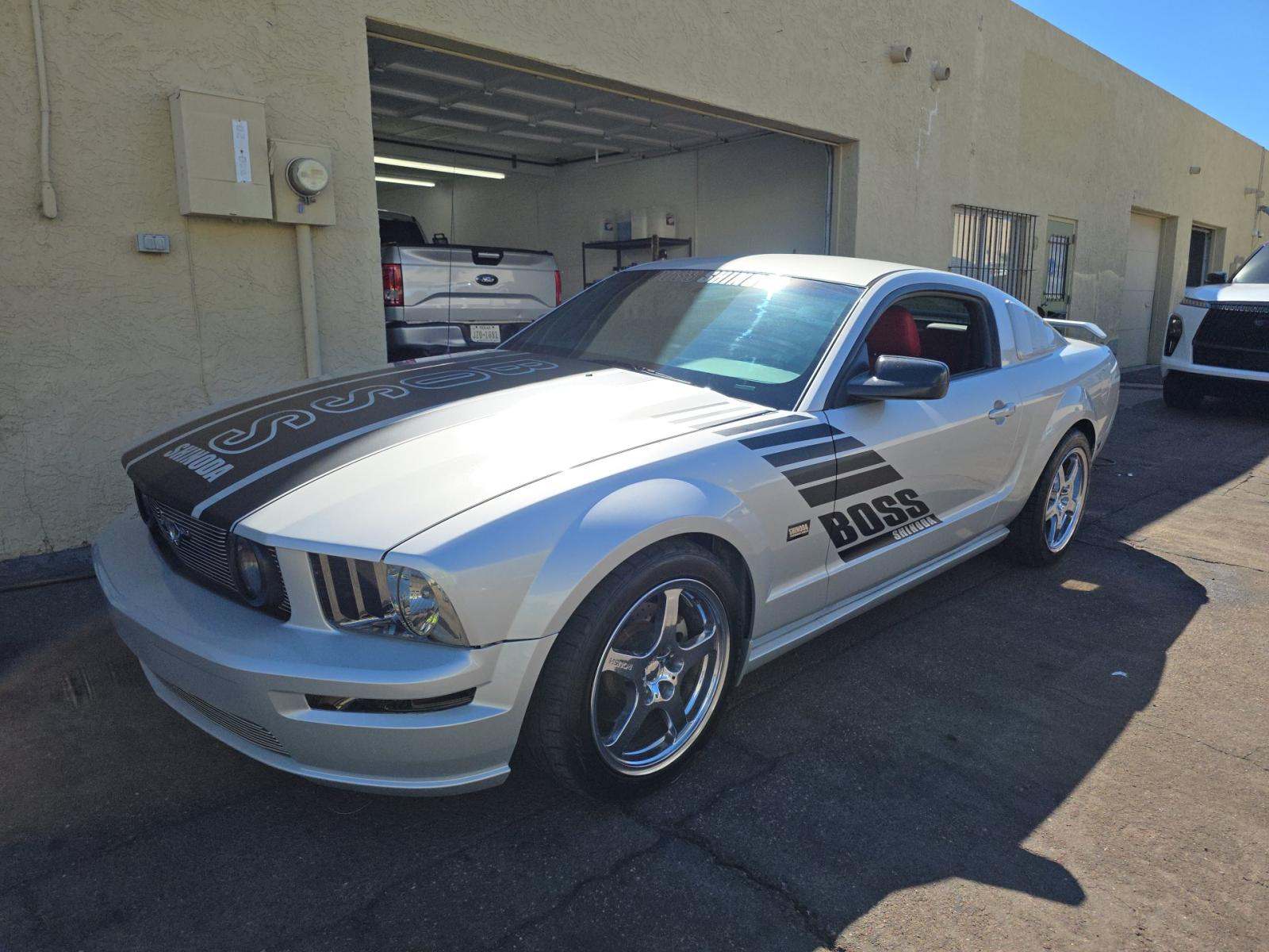 FORD MUSTANG - 1