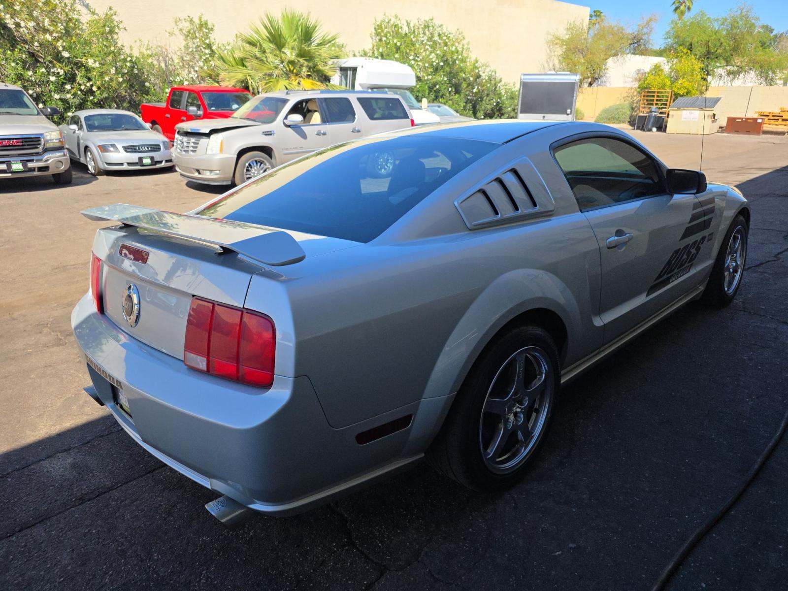 FORD MUSTANG - 3