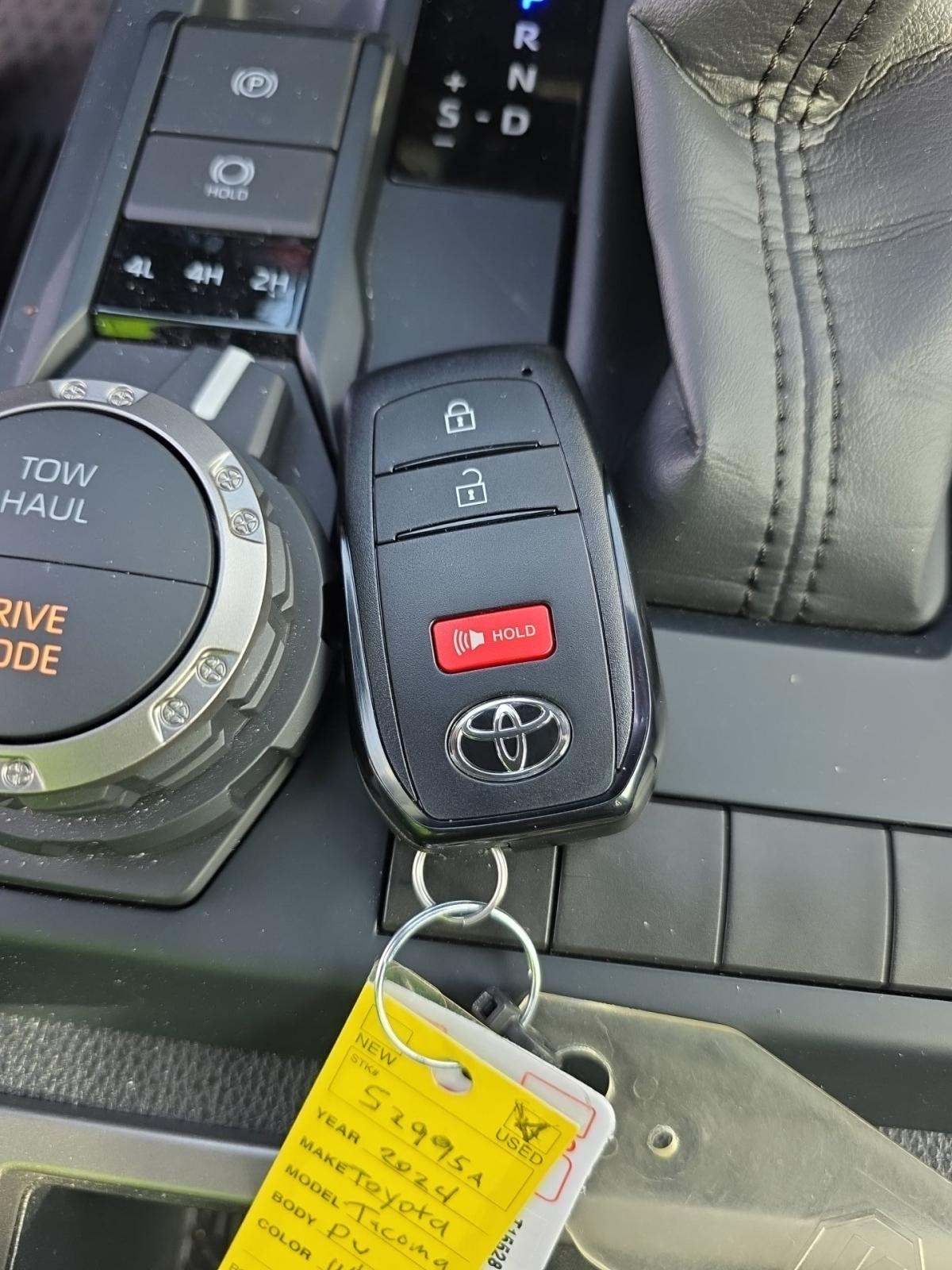 2024 Toyota Tacoma TRD Sport AWD