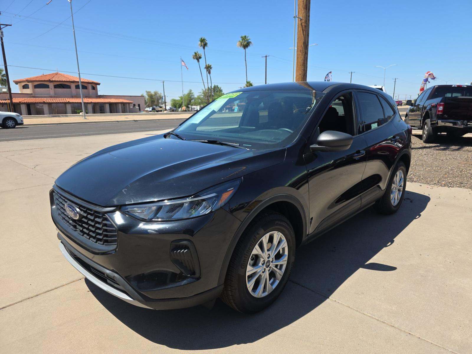 FORD ESCAPE - 1
