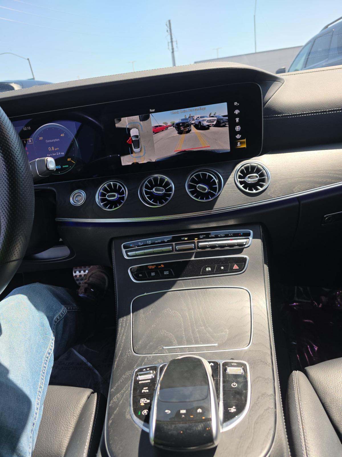 MERCEDES-BENZ E-CLASS - 10