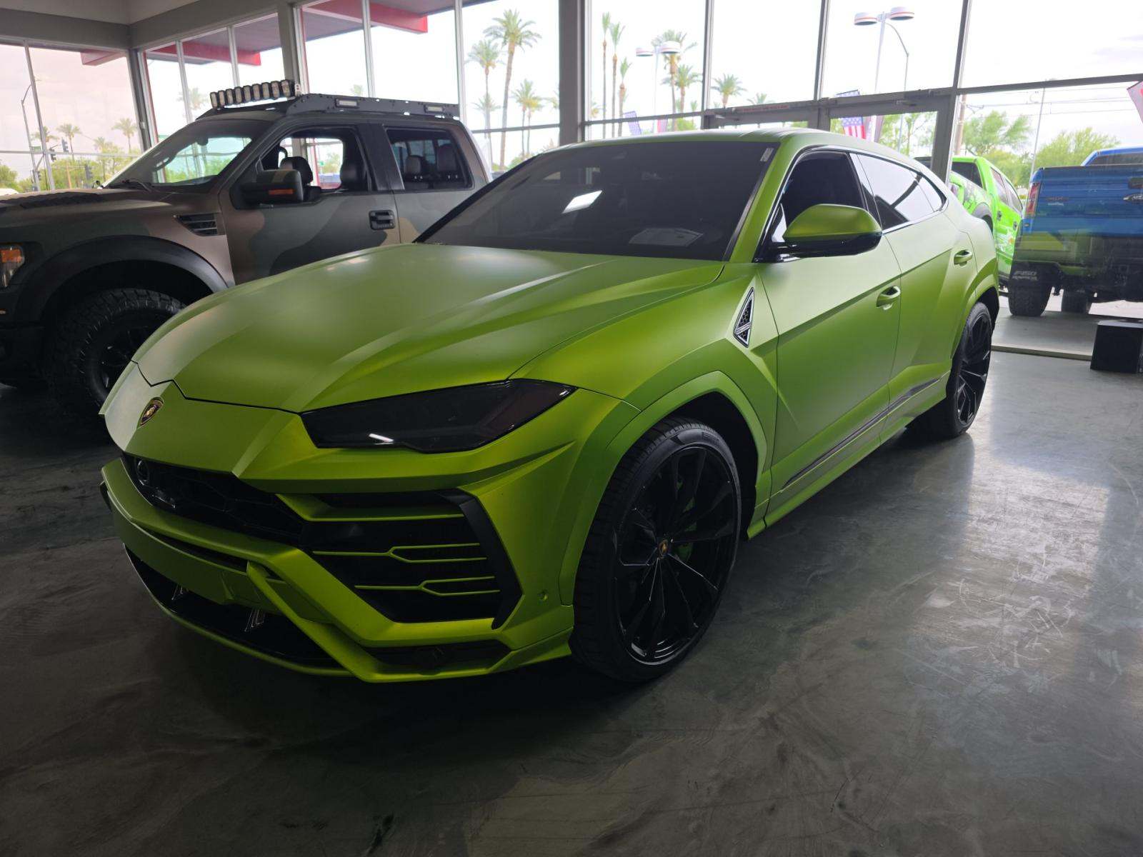 2020 Lamborghini Urus Base AWD