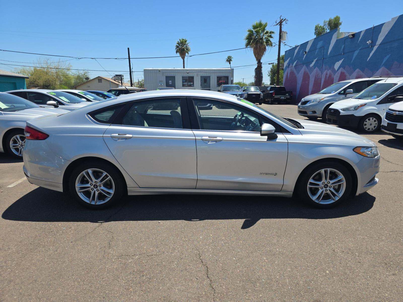 FORD FUSION - 4