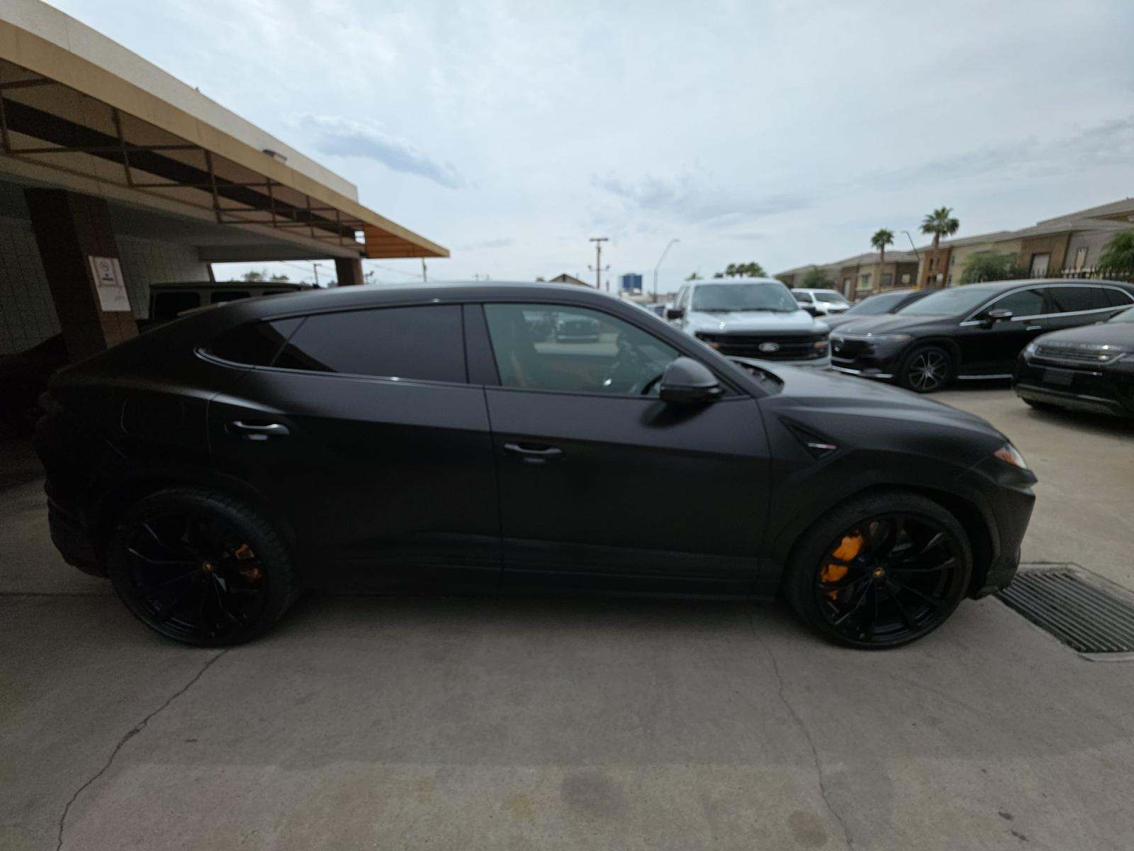 2020 Lamborghini Urus Base AWD