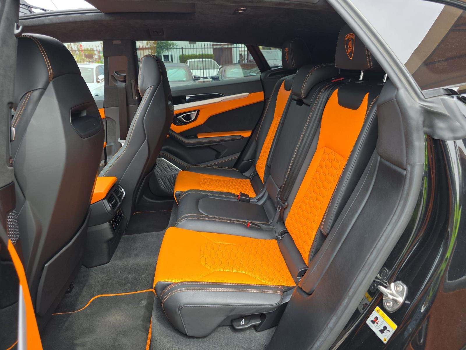 2020 Lamborghini Urus Base AWD