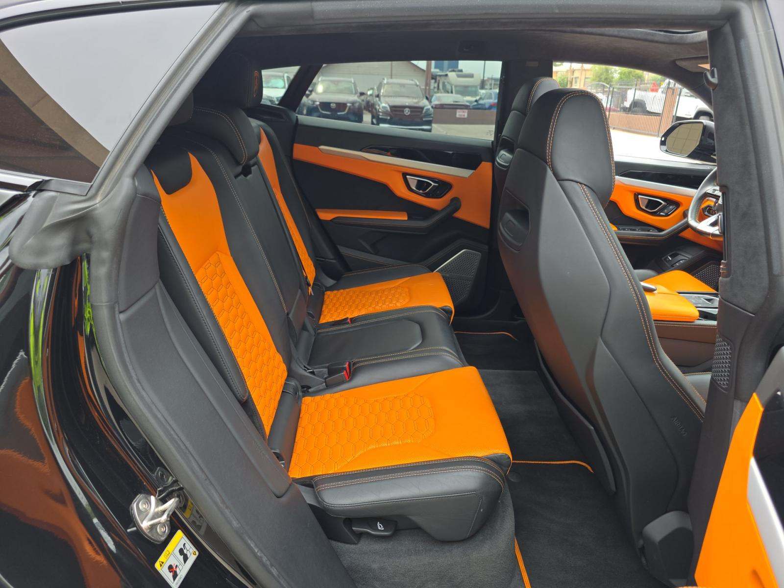 2020 Lamborghini Urus Base AWD