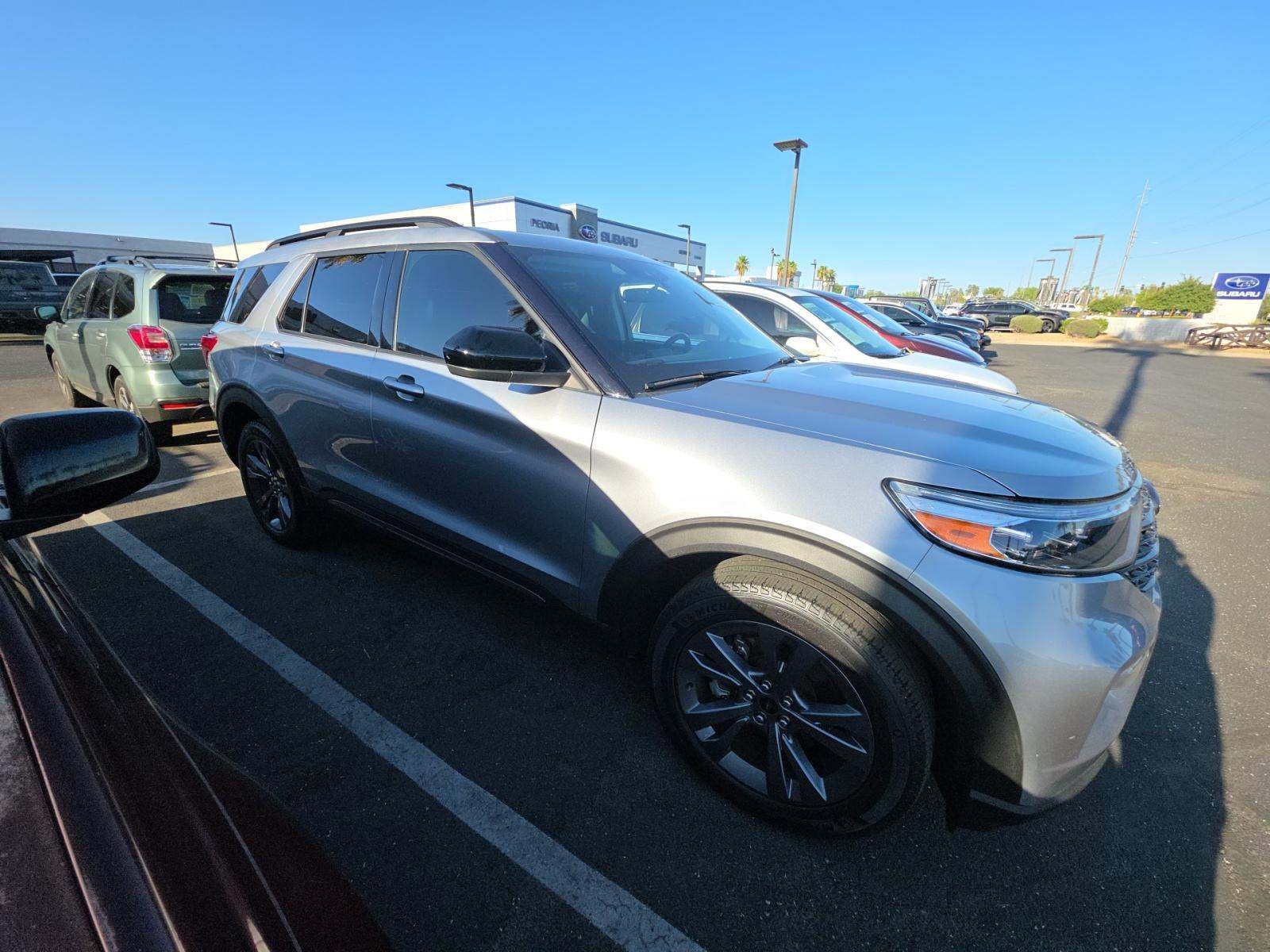 FORD EXPLORER - 4