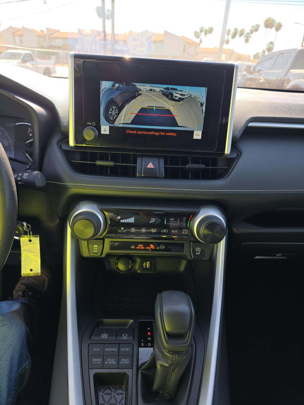 2024 Toyota RAV4 LE AWD