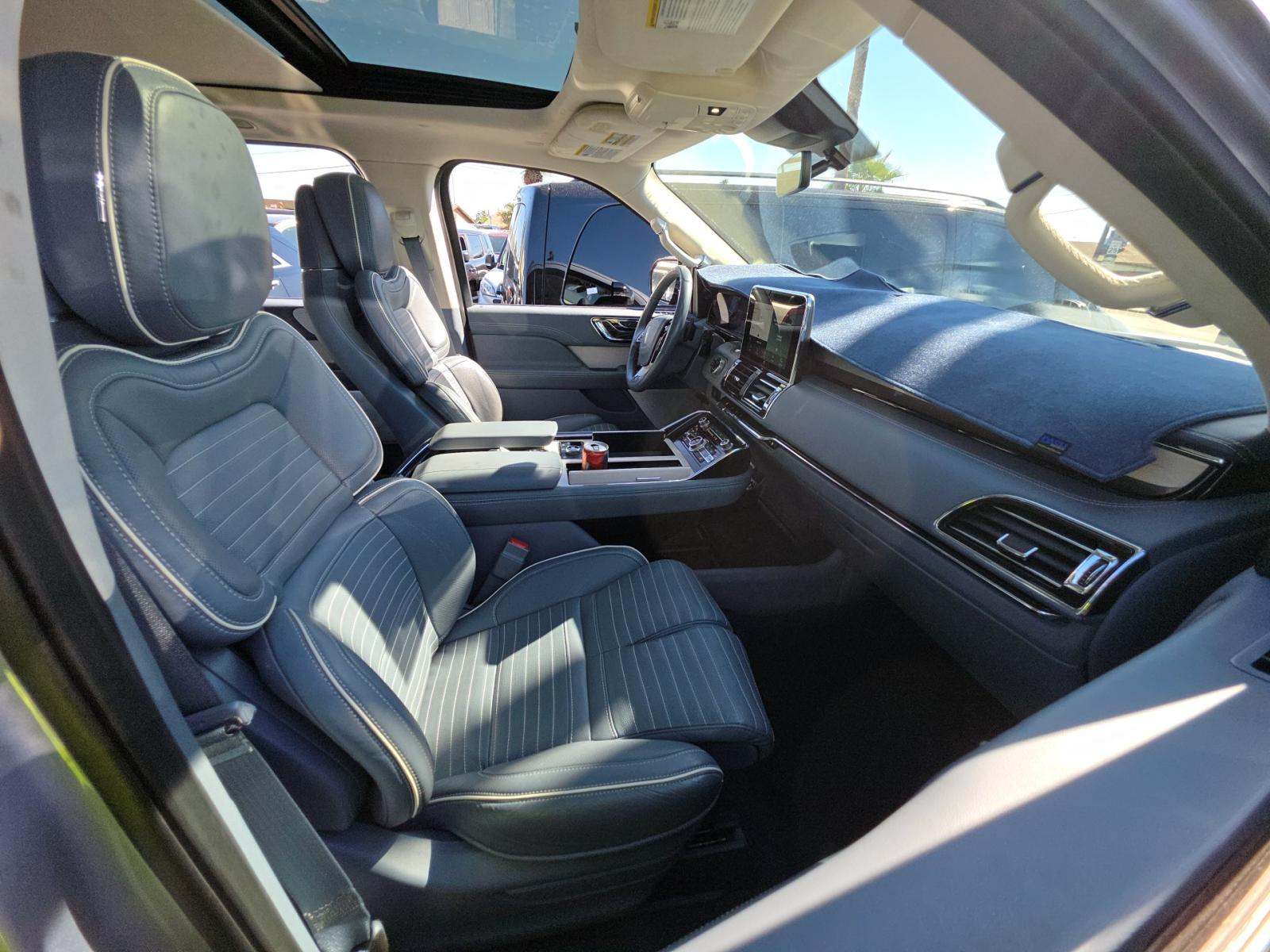 2021 Lincoln Navigator Black Label AWD