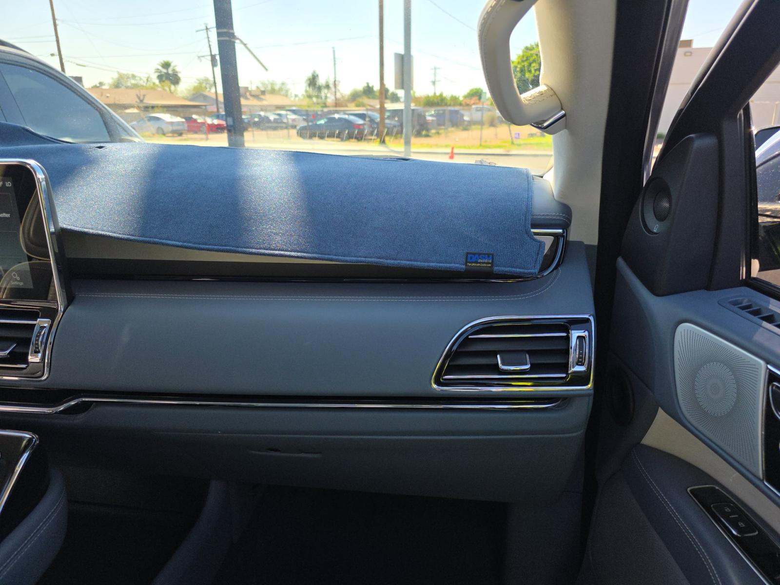 2021 Lincoln Navigator Black Label AWD