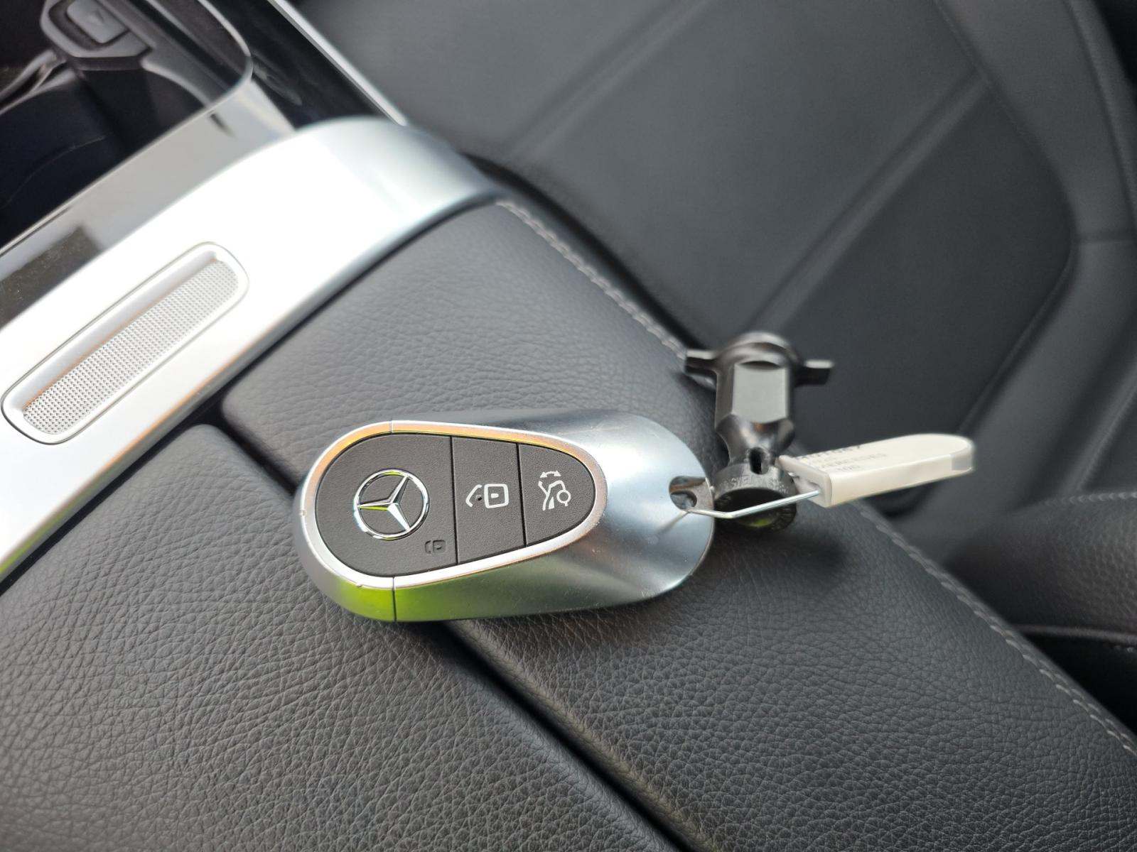 2025 Mercedes-Benz C-Class C 300 RWD