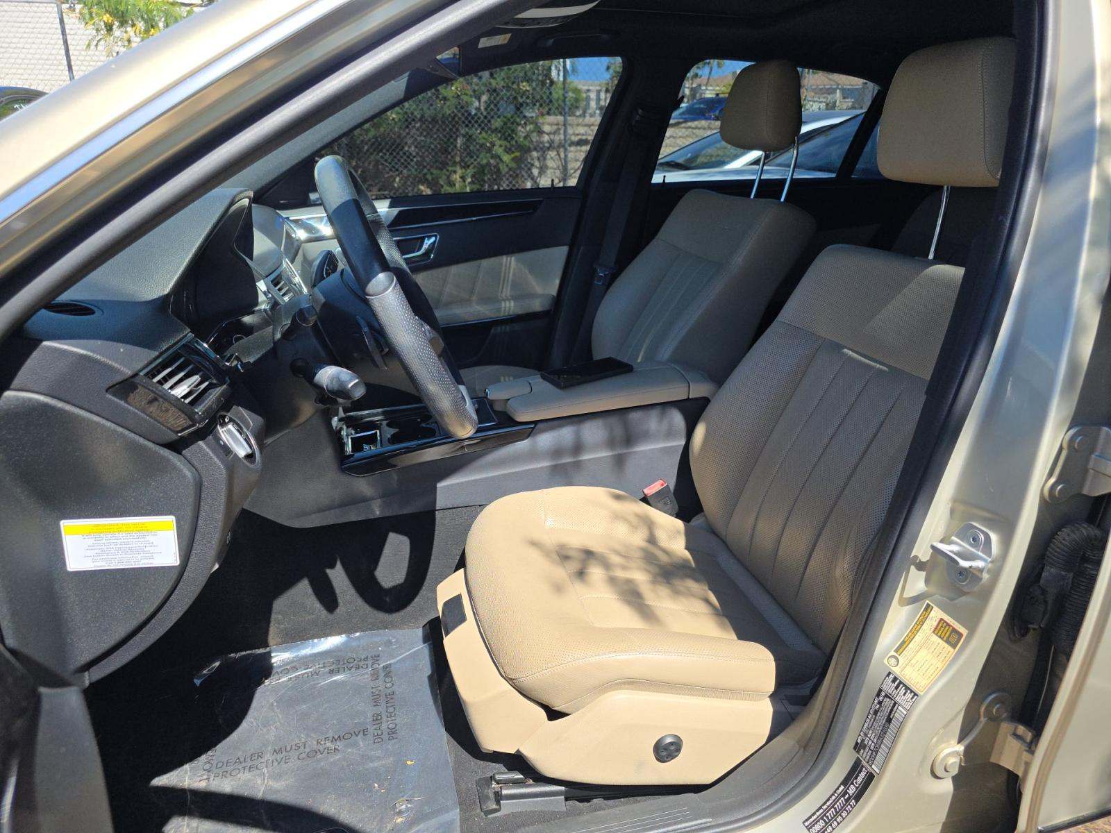 MERCEDES-BENZ E-CLASS - 6