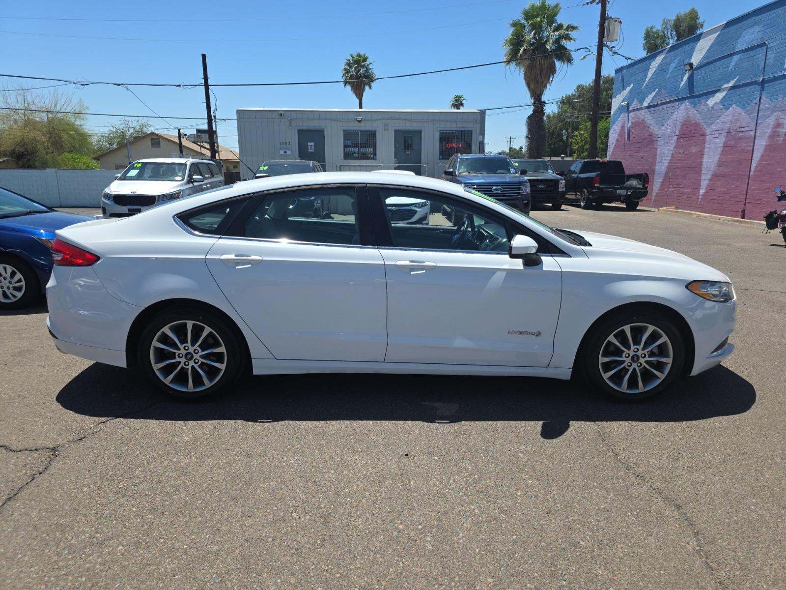 FORD FUSION - 4