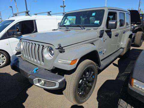 JEEP 4XE SAHARA - 1