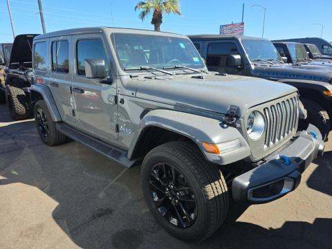 JEEP 4XE SAHARA - 4