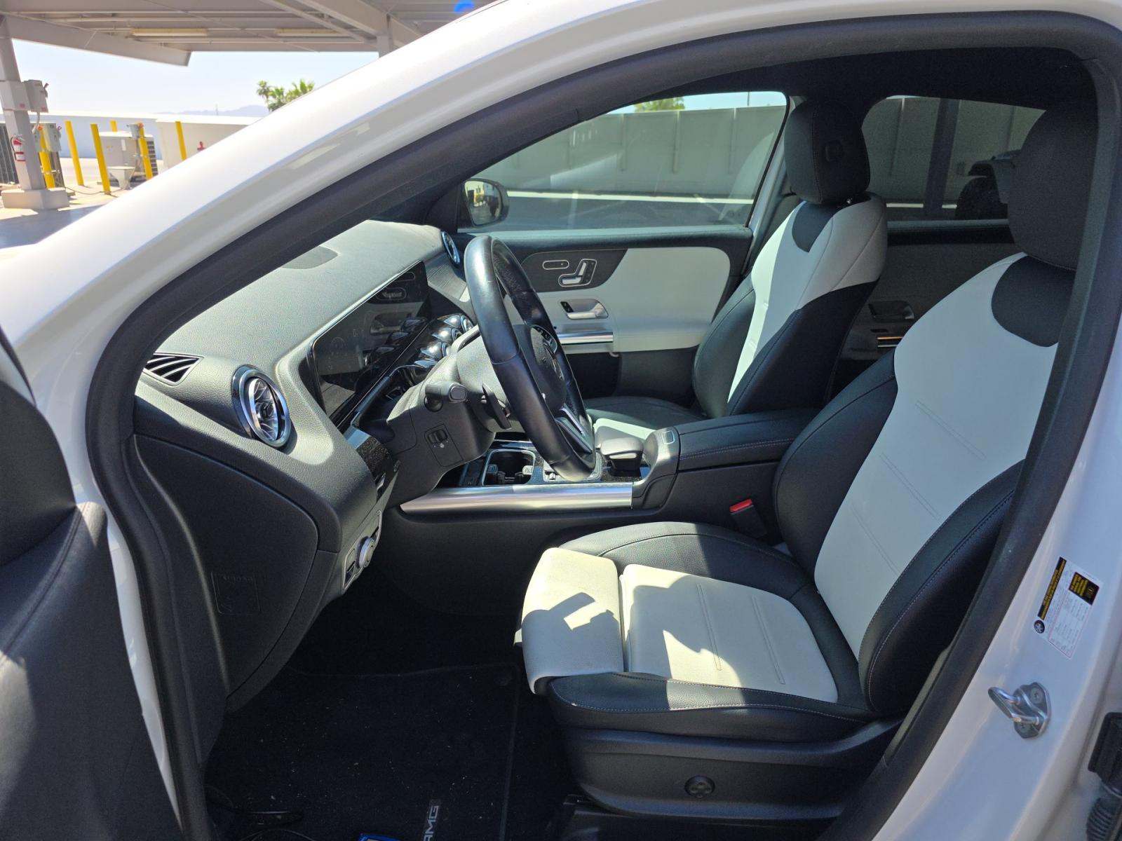 MERCEDES-BENZ GLA-CLASS - 2