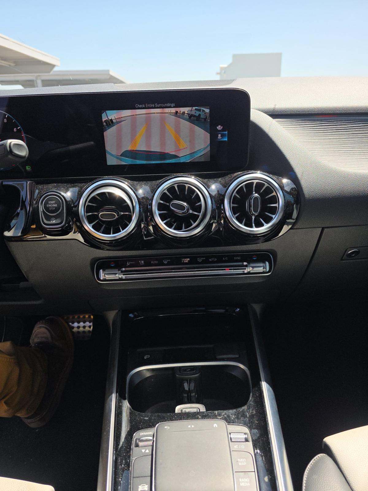 MERCEDES-BENZ GLA-CLASS - 6