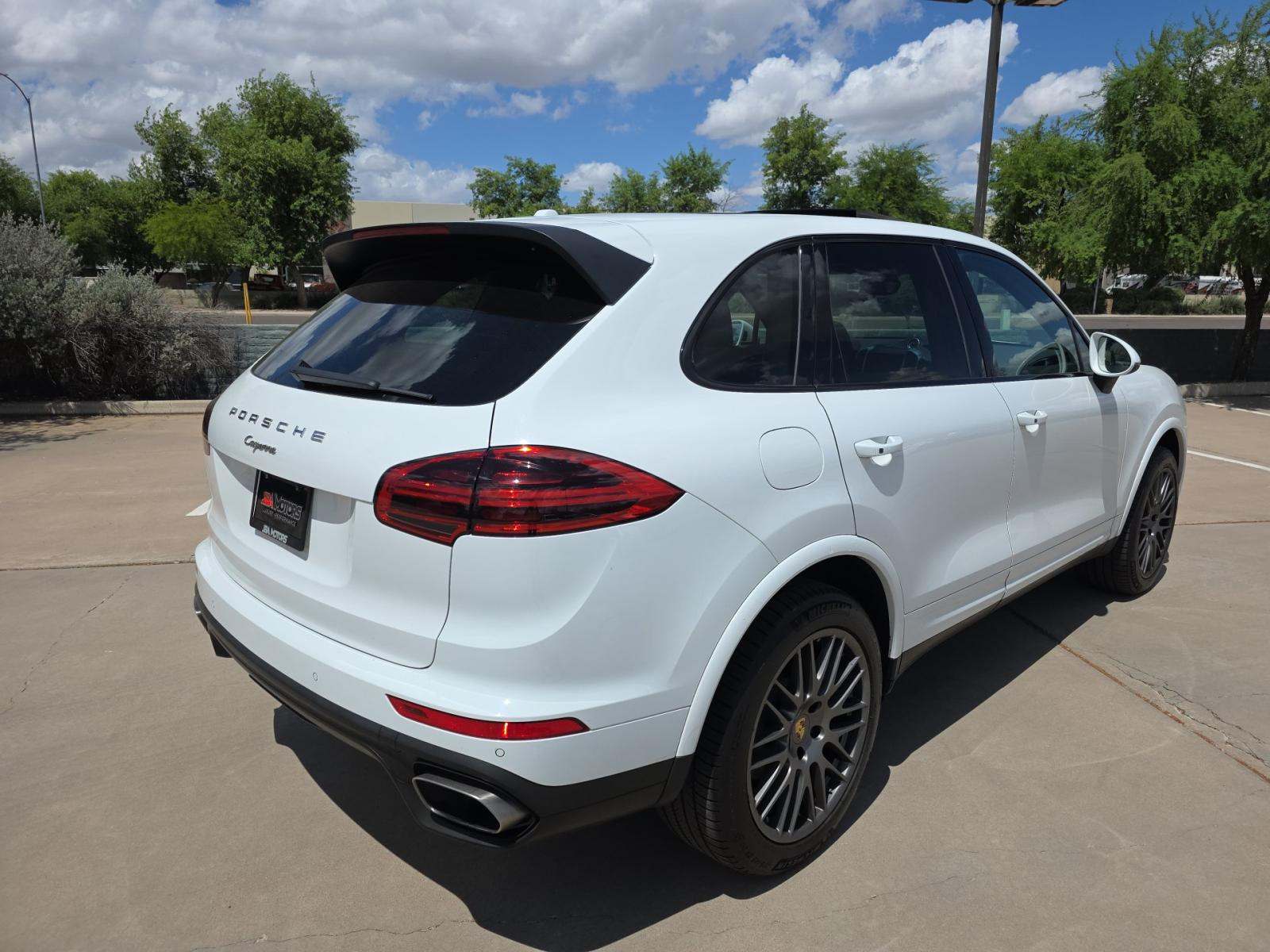 PORSCHE CAYENNE - 3