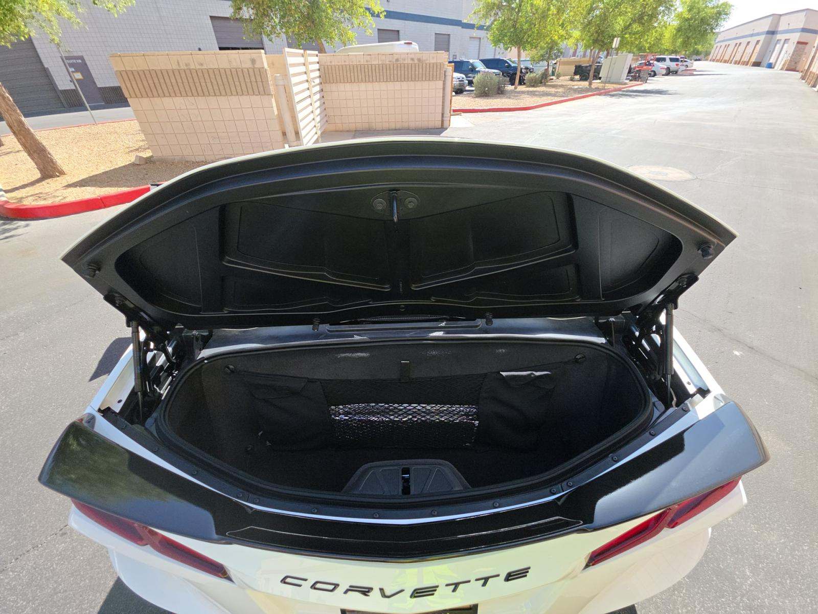 CHEVROLET STINGRAY - 9