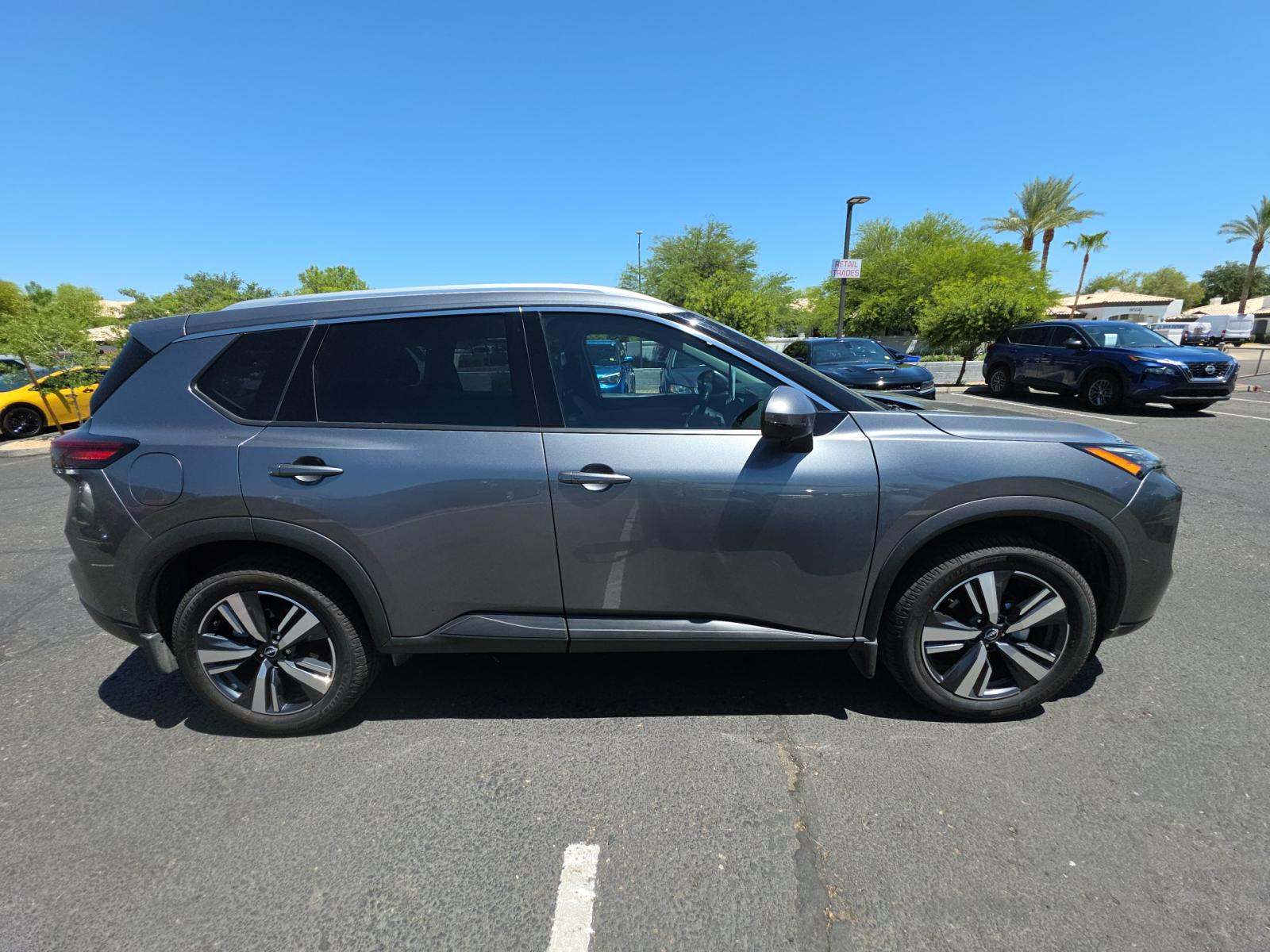 2024 Nissan Rogue SL FWD