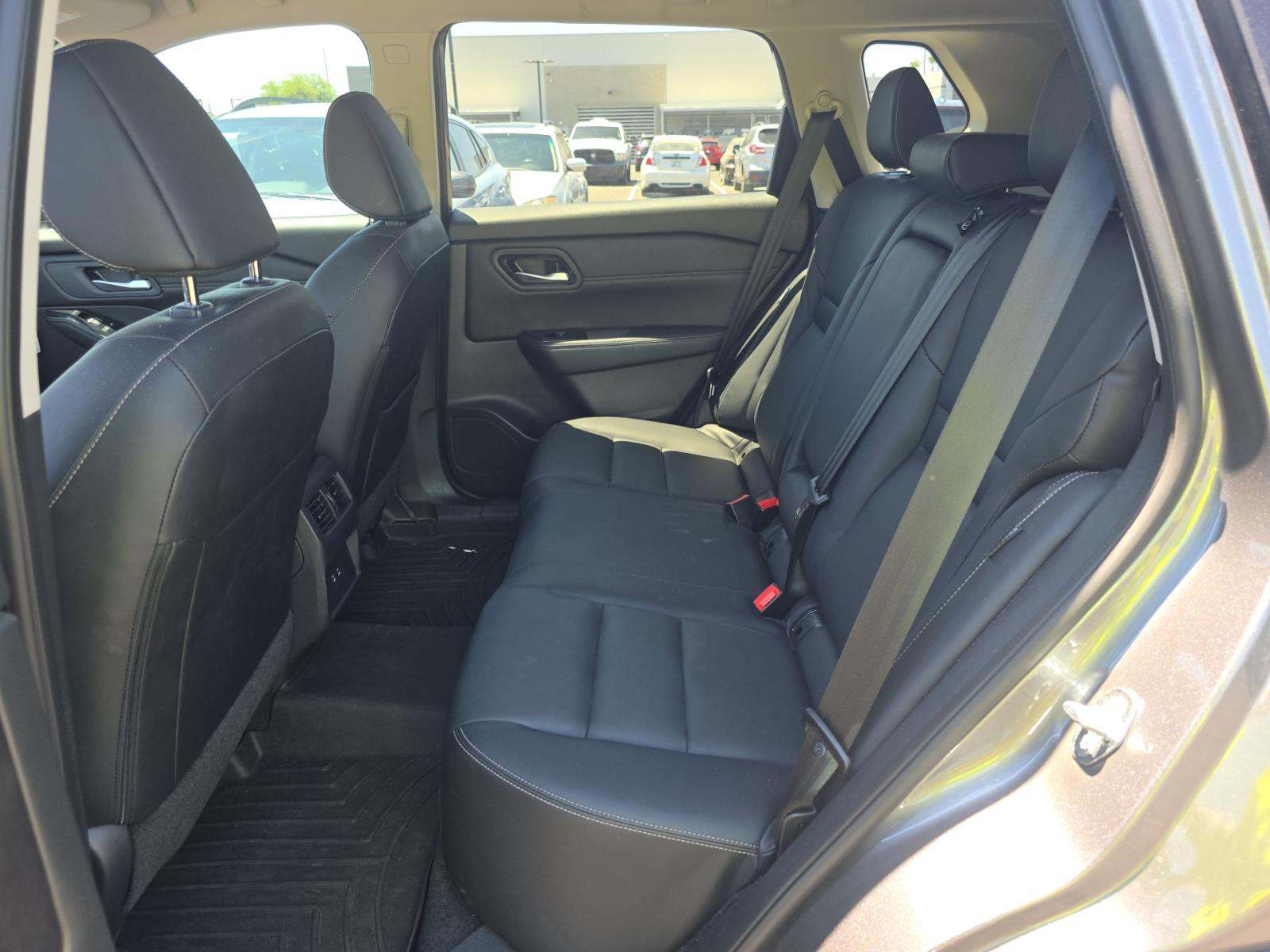 2024 Nissan Rogue SL FWD