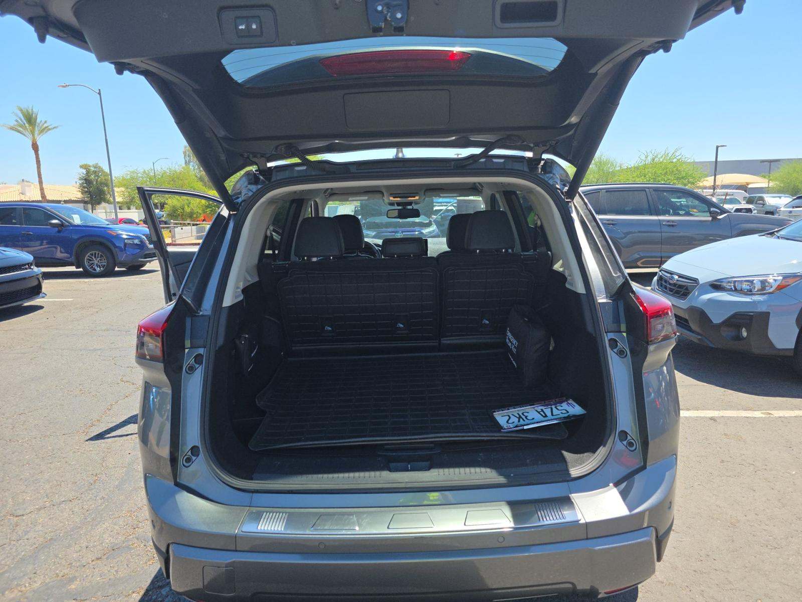 2024 Nissan Rogue SL FWD