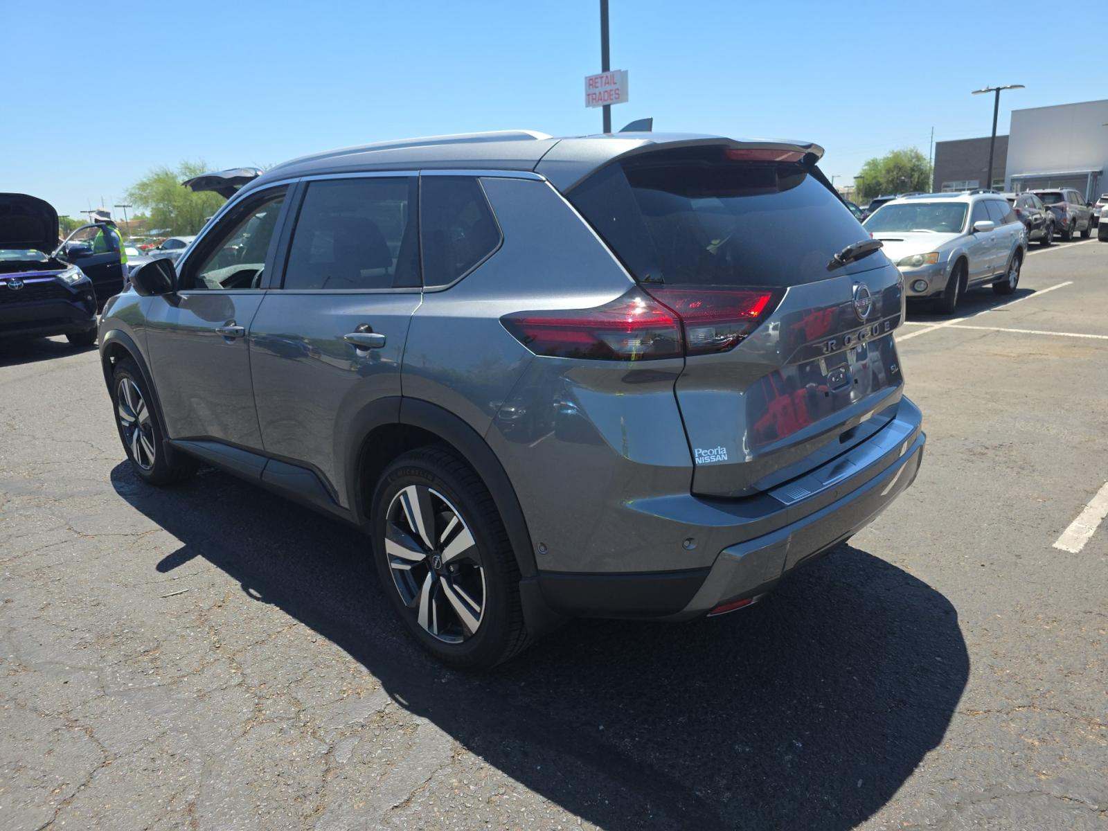 2024 Nissan Rogue SL FWD