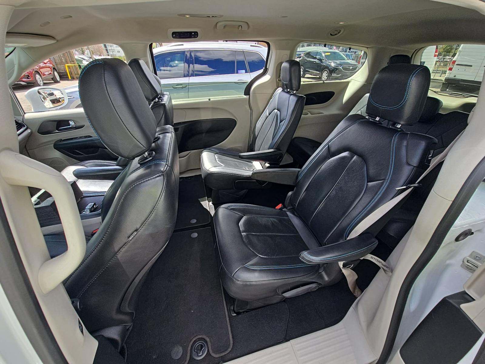 2021 Chrysler Pacifica Touring L FWD