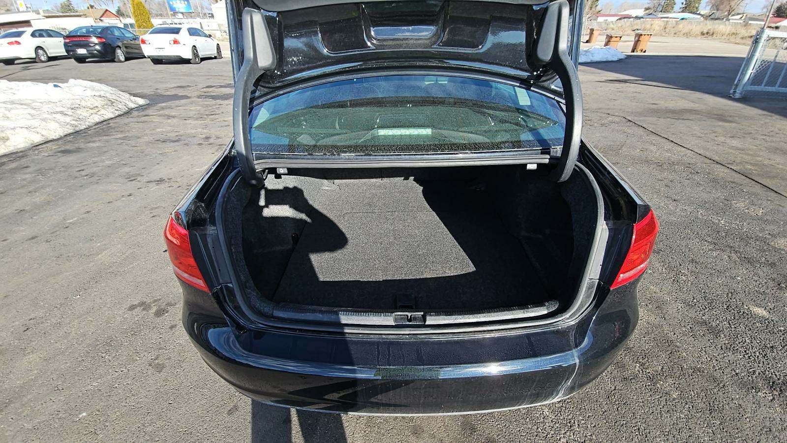 2014 Volkswagen Passat SE FWD