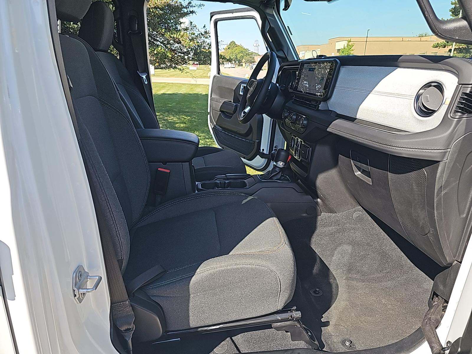 2024 Jeep Wrangler 4xe Sahara AWD