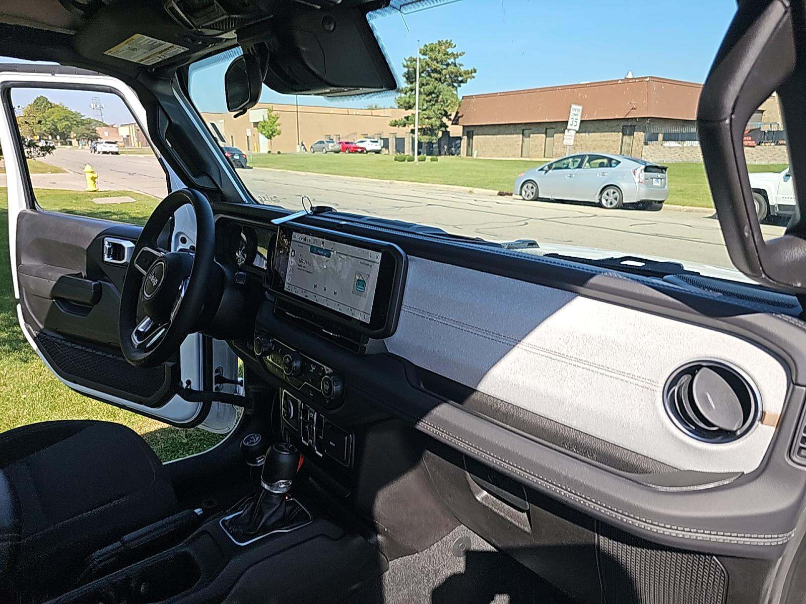 2024 Jeep Wrangler 4xe Sahara AWD