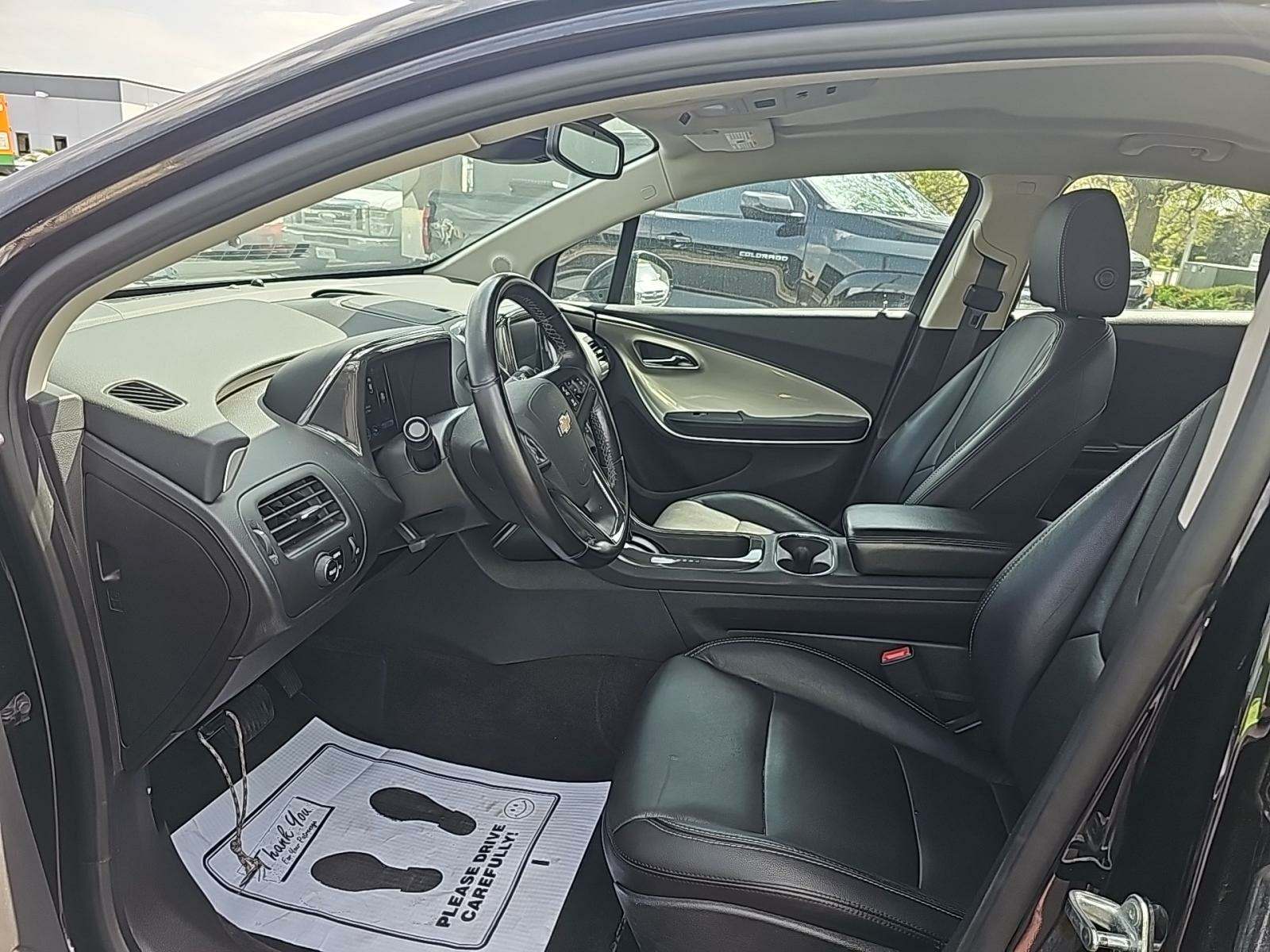 2015 Chevrolet Volt Base FWD