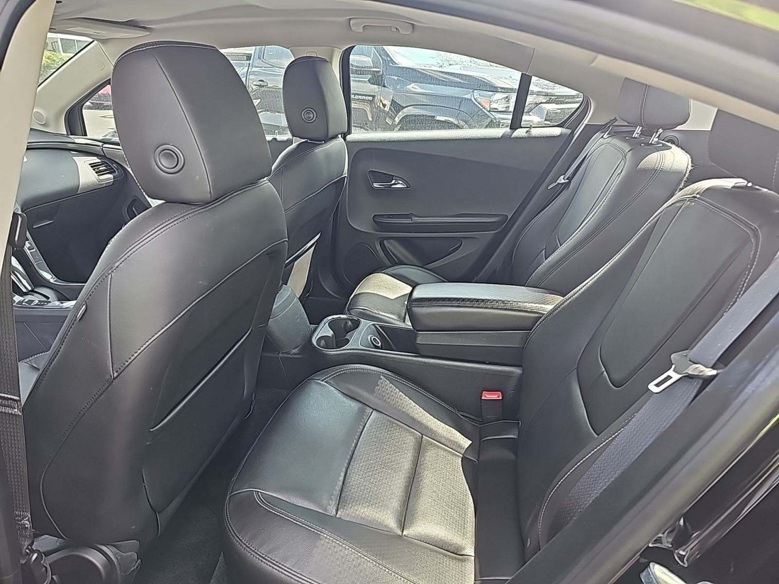 2015 Chevrolet Volt Base FWD