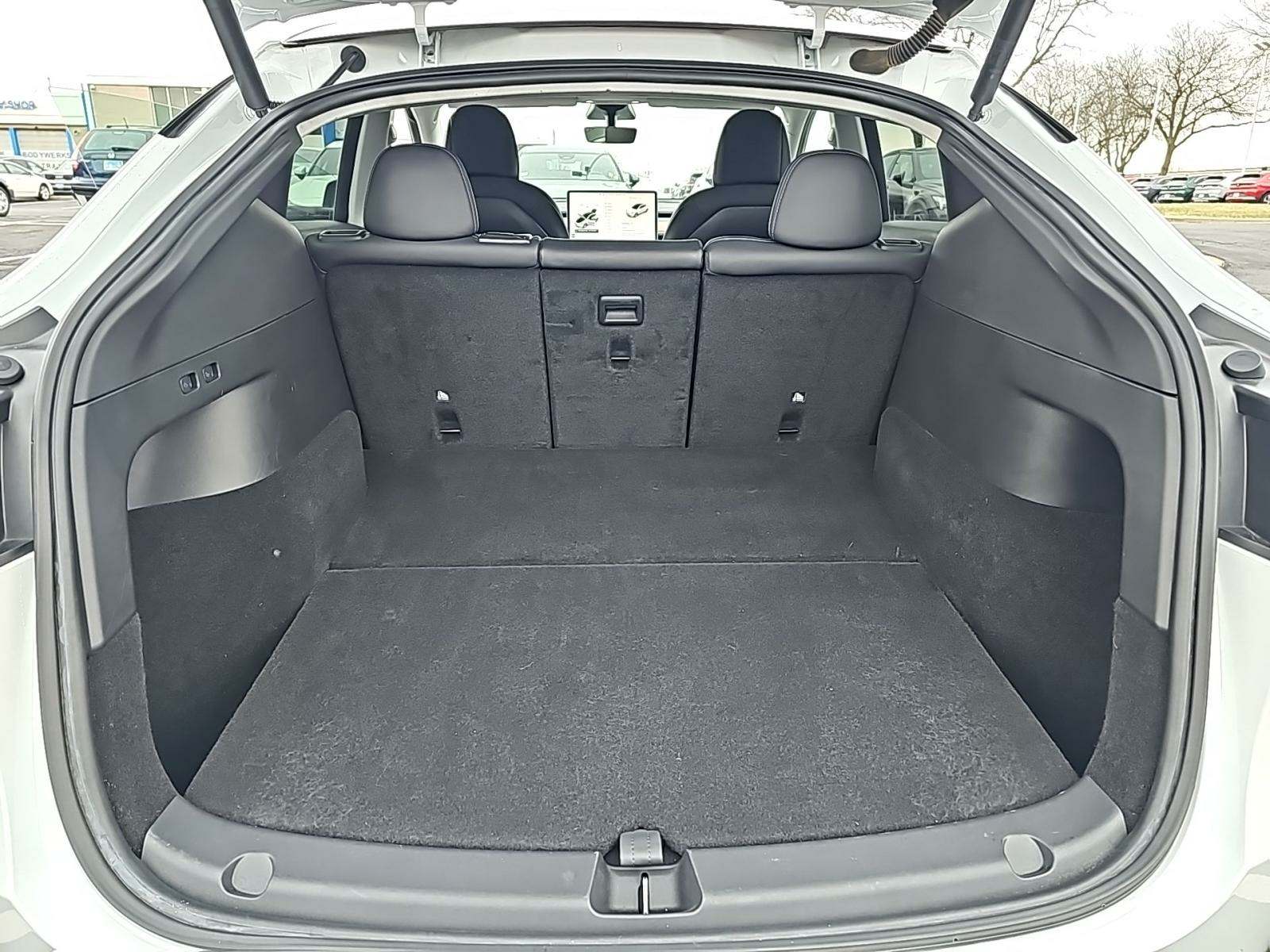 2021 Tesla Model Y Standard Range RWD