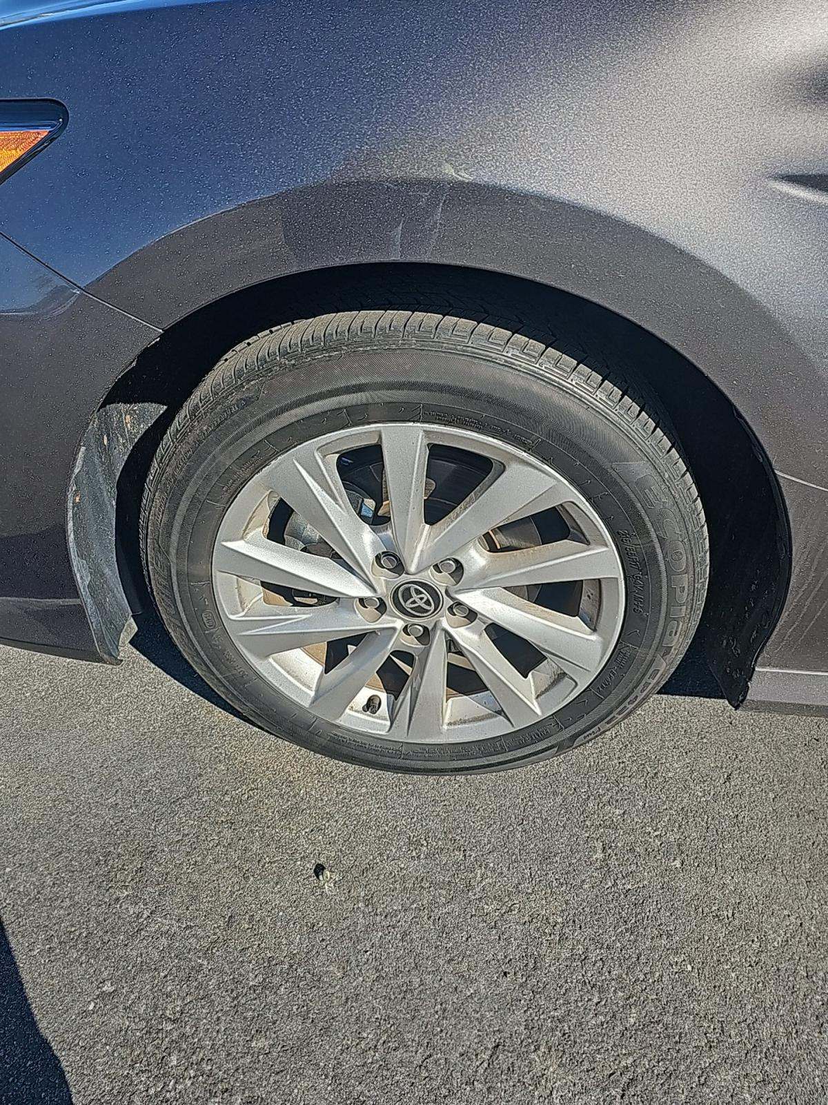 2024 Toyota Camry LE FWD