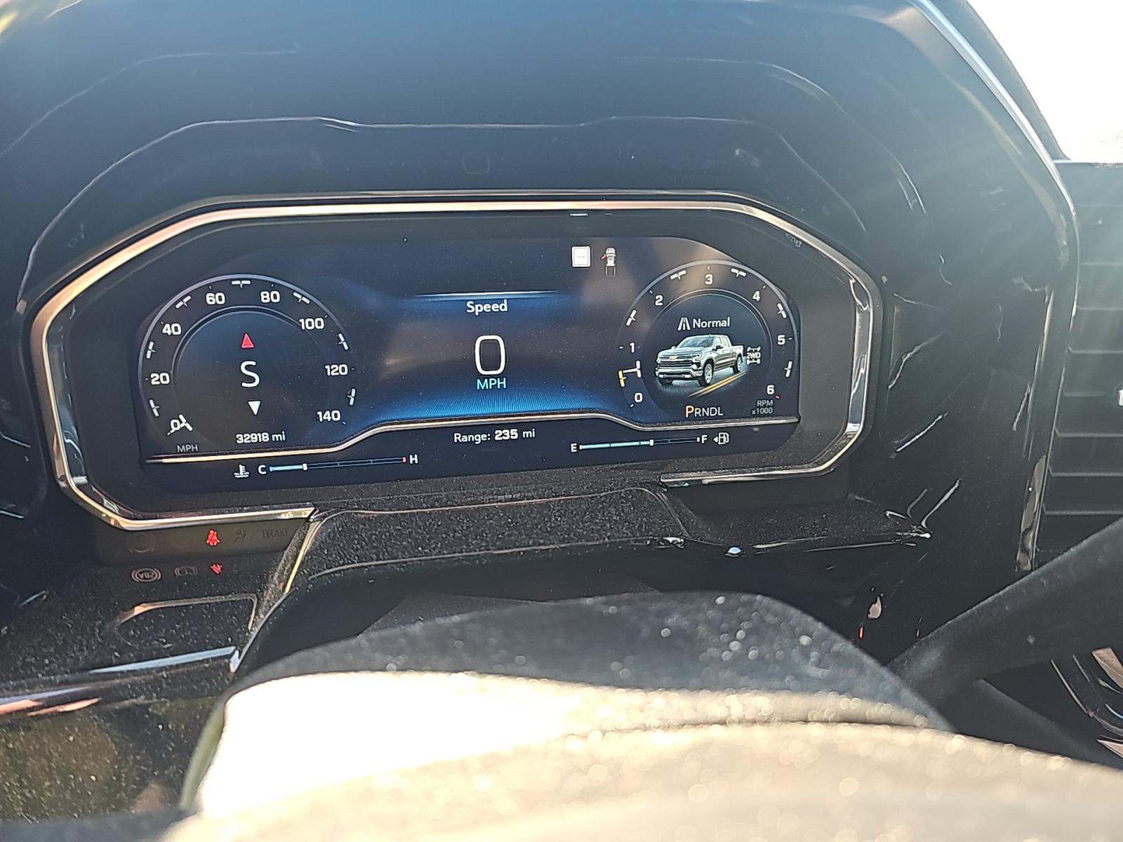 2022 Chevrolet Silverado 1500 RST AWD