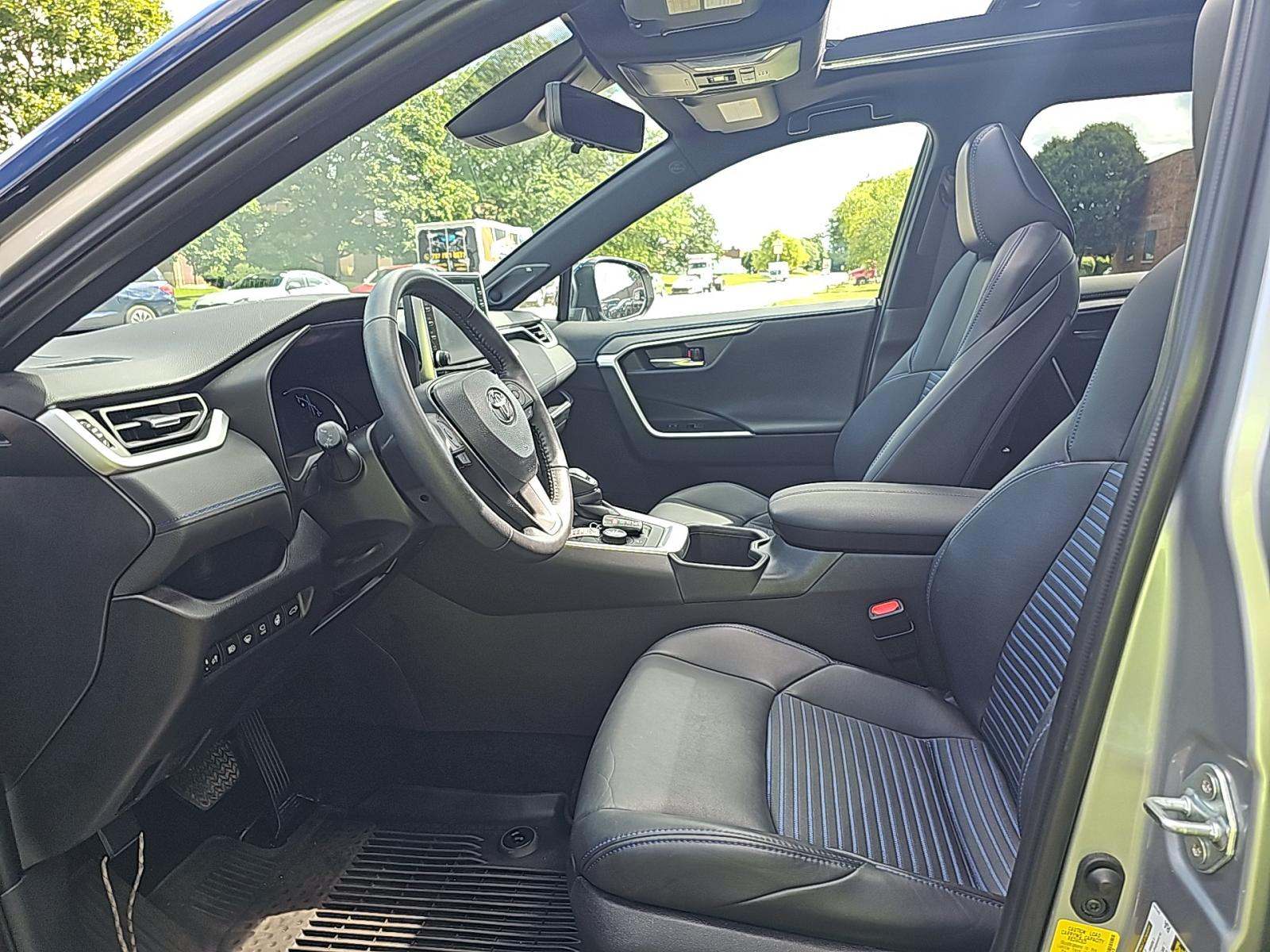 2022 Toyota RAV4 Hybrid XSE AWD