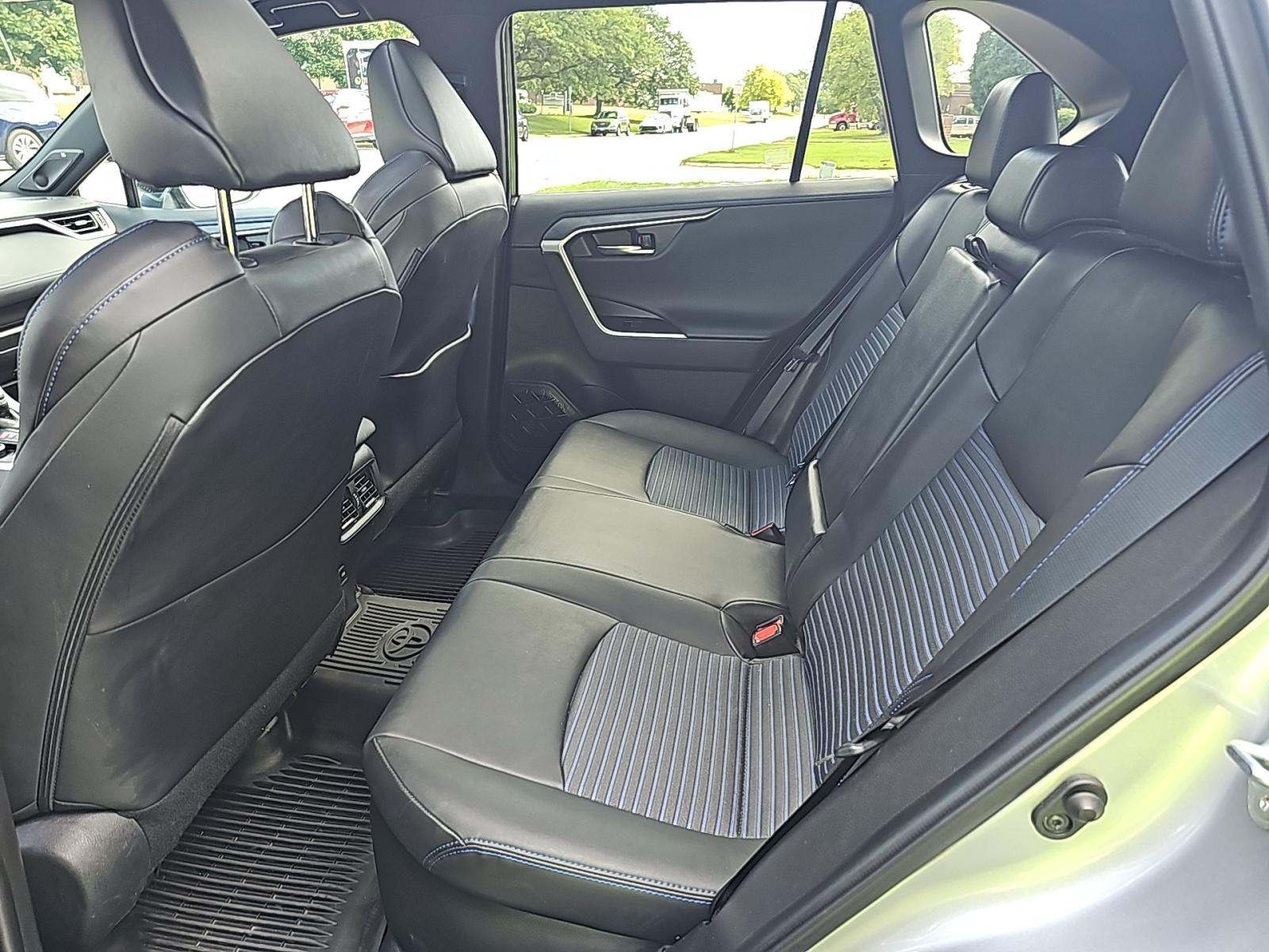 2022 Toyota RAV4 Hybrid XSE AWD