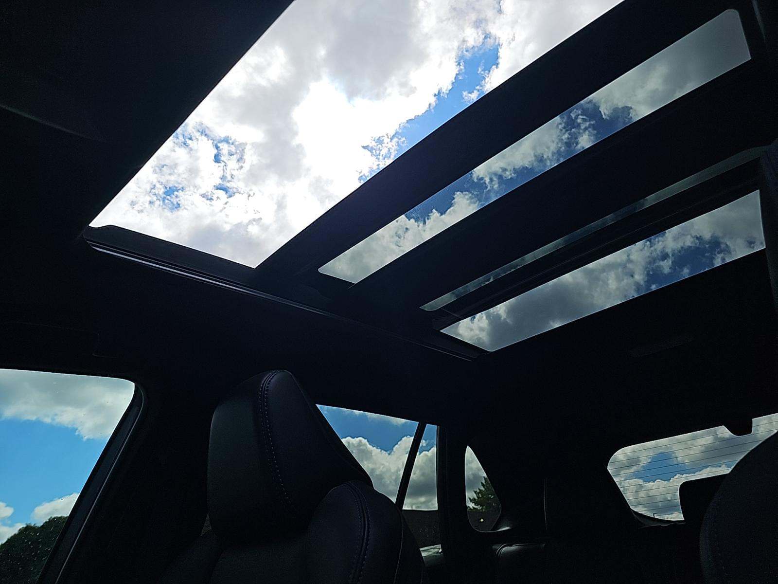 2022 Toyota RAV4 Hybrid XSE AWD