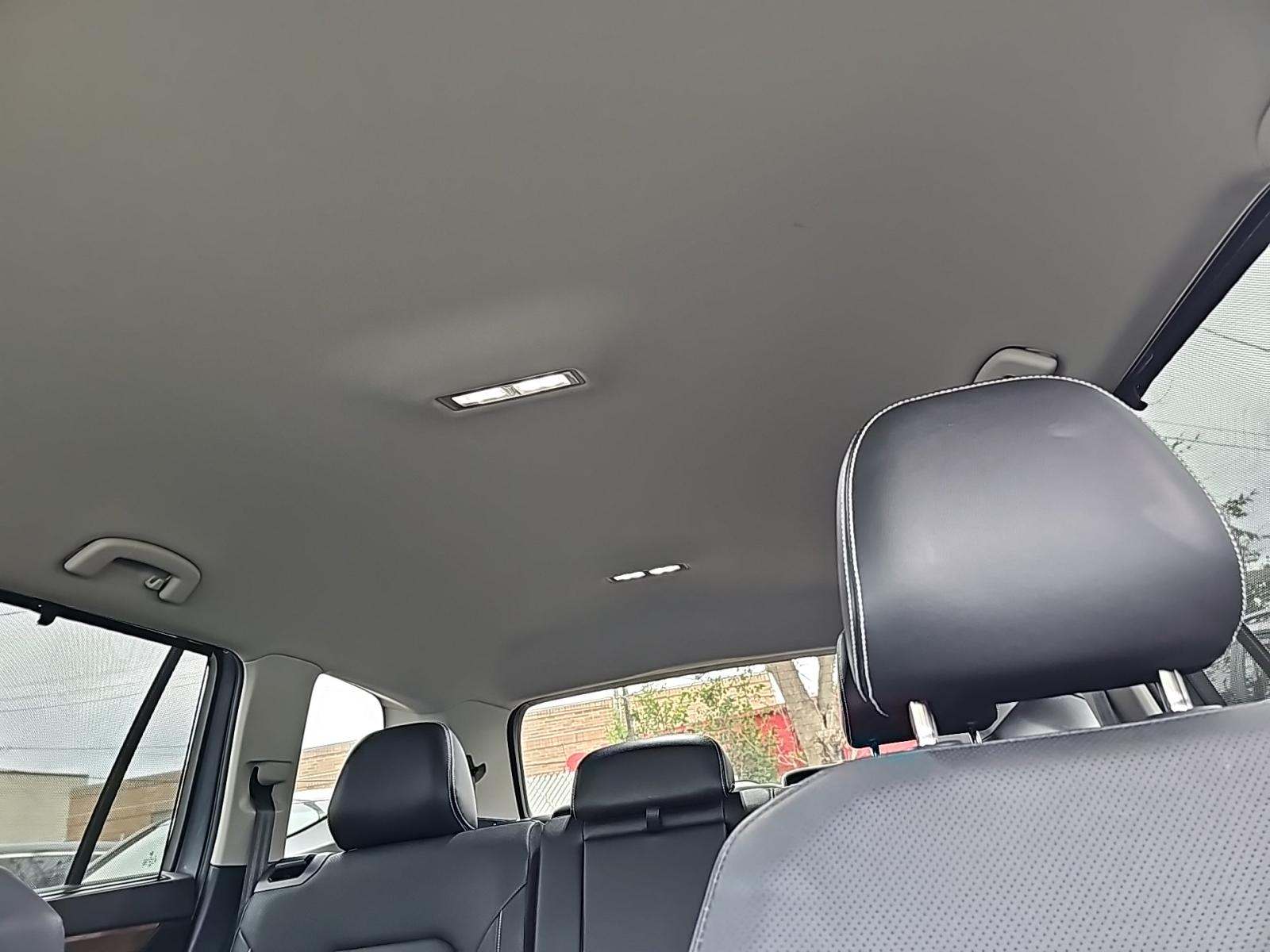 2025 Volkswagen Atlas 2.0T SE FWD